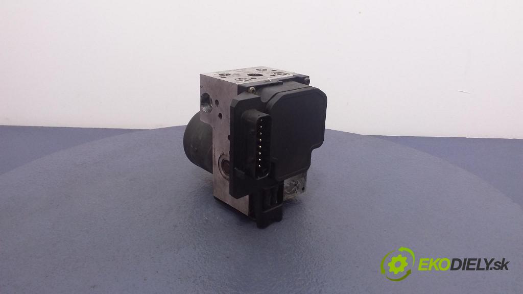 Audi A6 1999 čerpadlo ABS x 8E0614111T