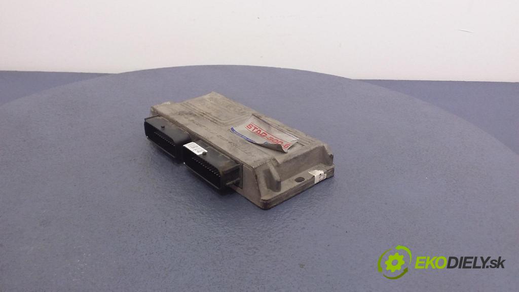 Audi A6 1999 řídící jednotka 67R-014289