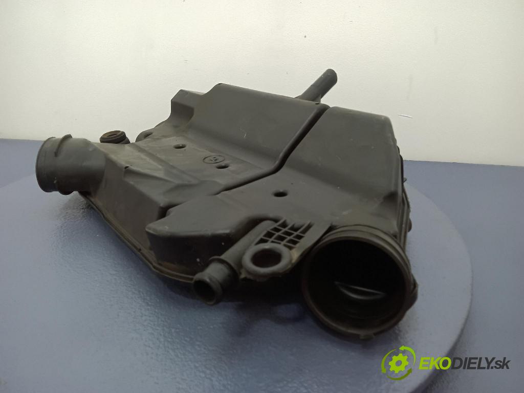 Fiat Punto 2012 obal Filtra: Vzduch: 51816590