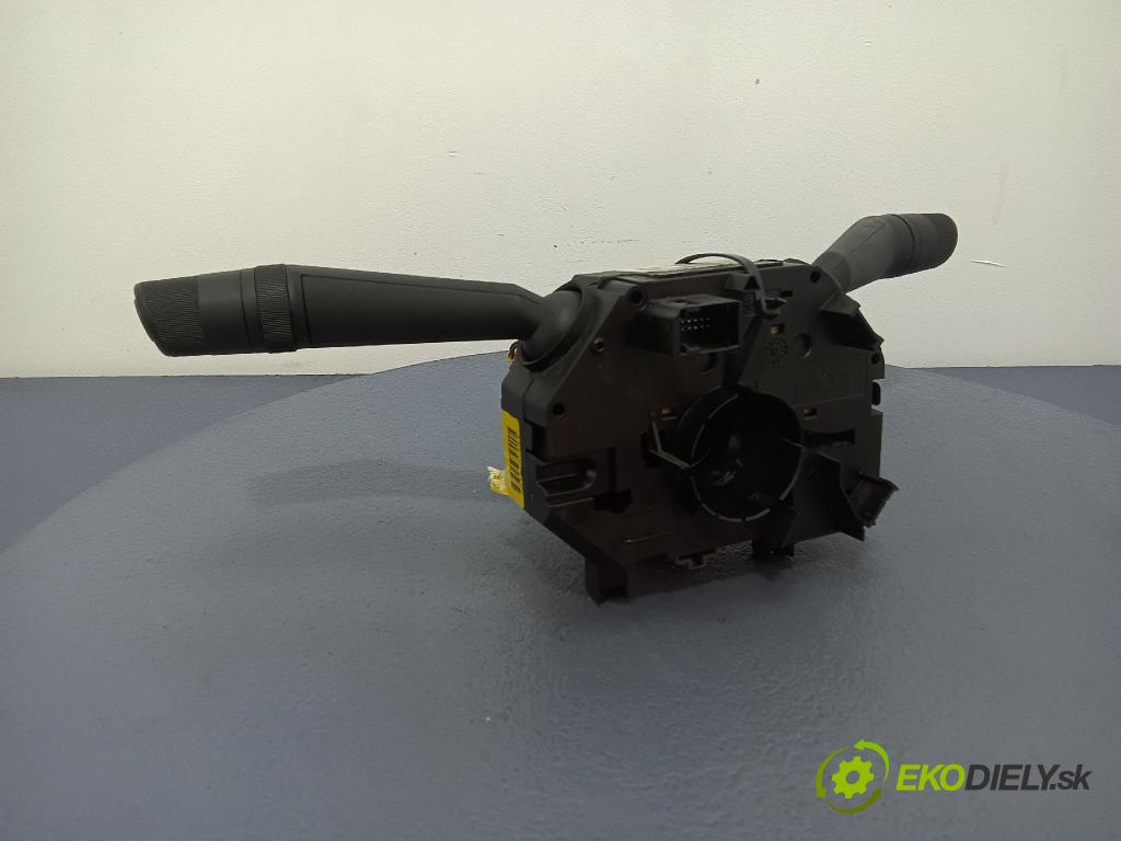 Fiat Punto 2012 Přepínač Komplex: 7355213130