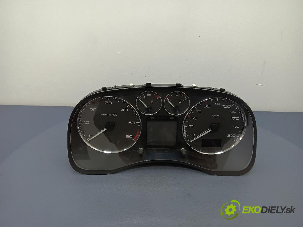 Peugeot 307 2006 Přístrojová deska P9660470680