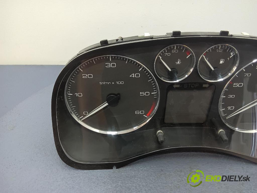 Peugeot 307 2006 Přístrojová deska P9660470680