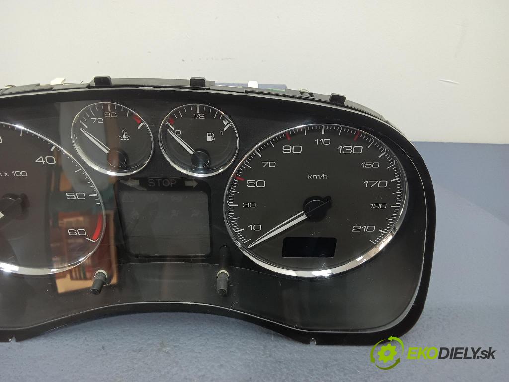 Peugeot 307 2006 Přístrojová deska P9660470680