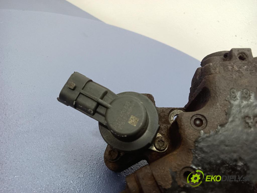 Fiat Punto 2012 čerpadlo Injekcia: 0445010266