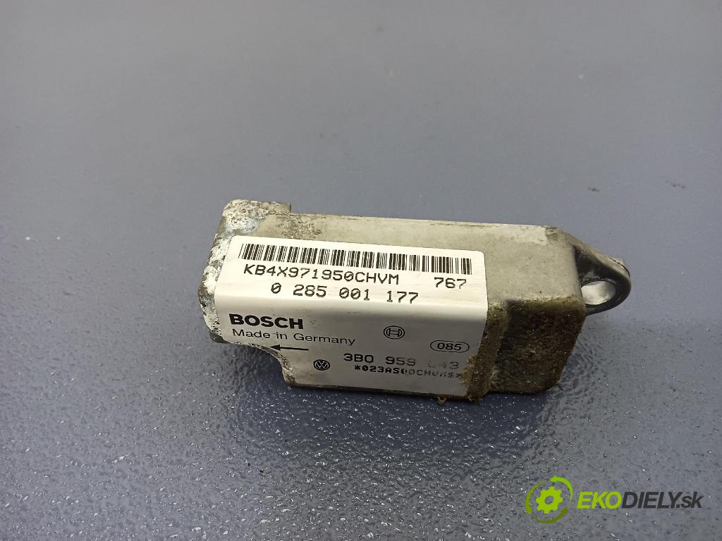 Volkswagen Passat 1997 snímač 0285001177