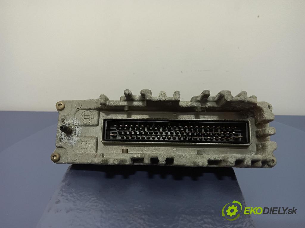 Volkswagen Vento 1998 riadiaca jednotka Motor: 028906021GG