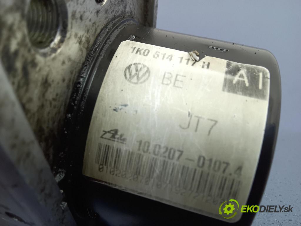 Volkswagen Golf 2004 čerpadlo ABS x 1K0907379P