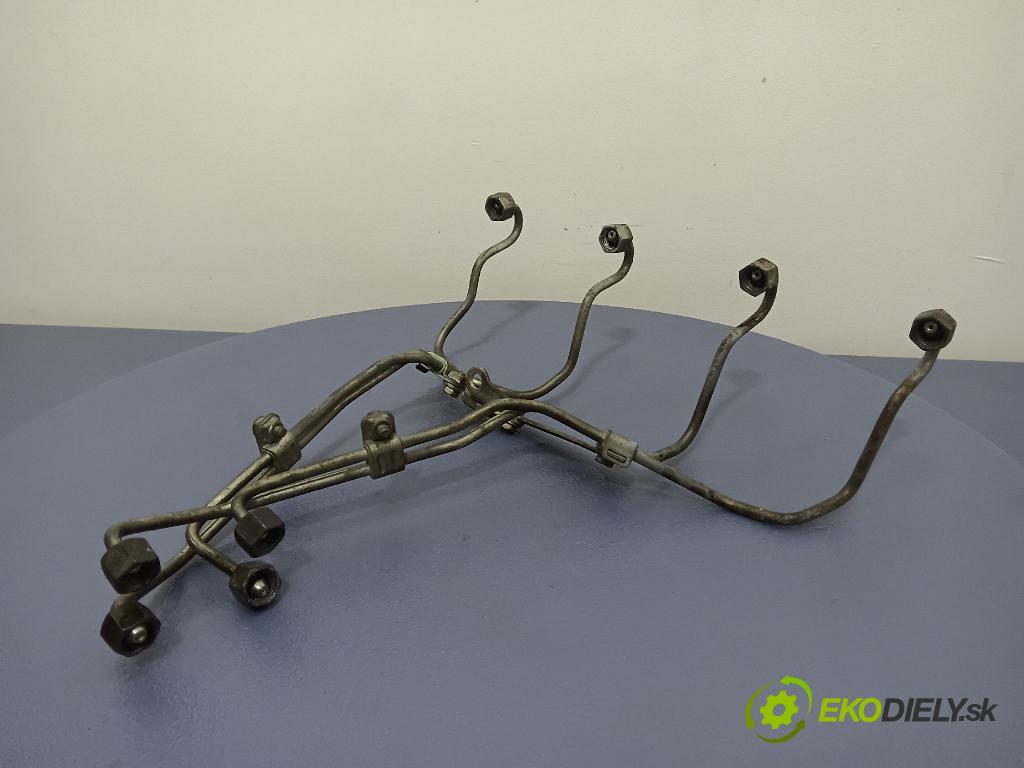 Bmw 320d touring 2000 rúrka paliva 01