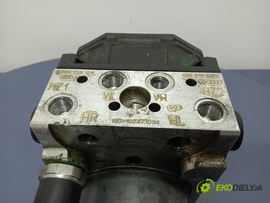 Volkswagen Passat 2002 čerpadlo ABS x 4B0614517G