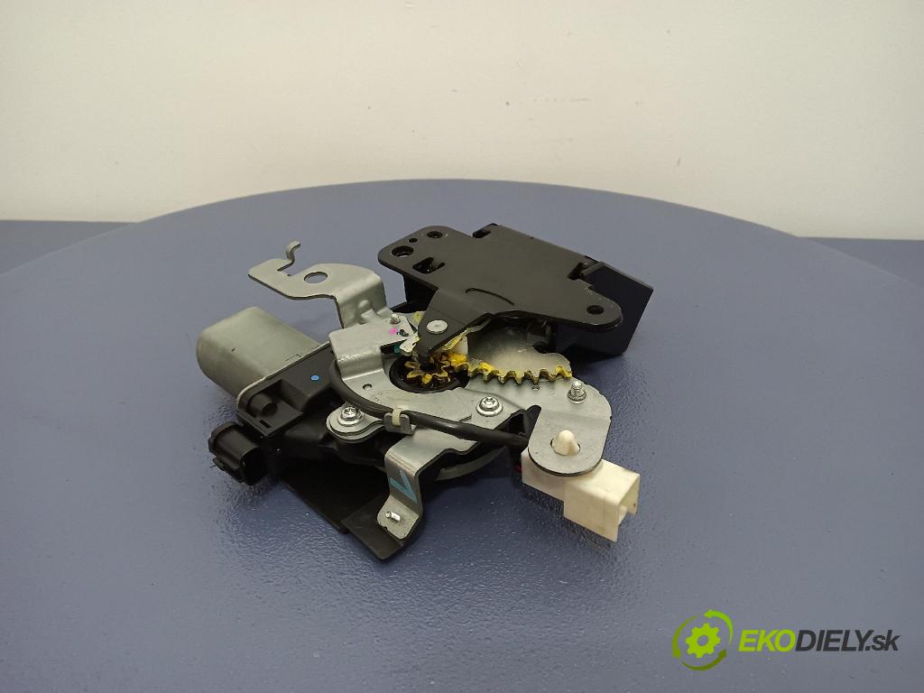 Mazda 6 2008 zámok Klapky: kufra: LM658VA