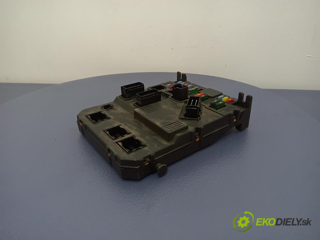 Citroen Berlingo 2007 skrinka Poistky: 9657999680