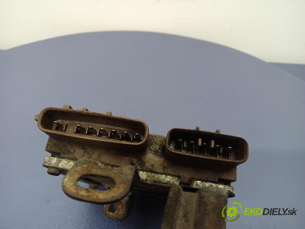 Toyota Corolla 2003 riadiaca jednotka 89871-20030