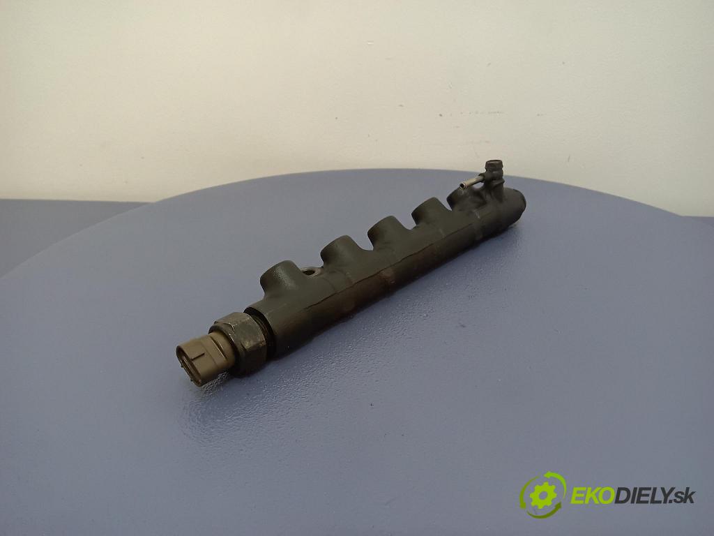 Toyota Corolla 2003 lišta Dodávka: 01