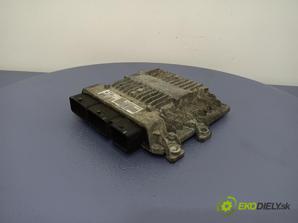 Citroen C8 2006 riadiaca jednotka Motor: 9662934880