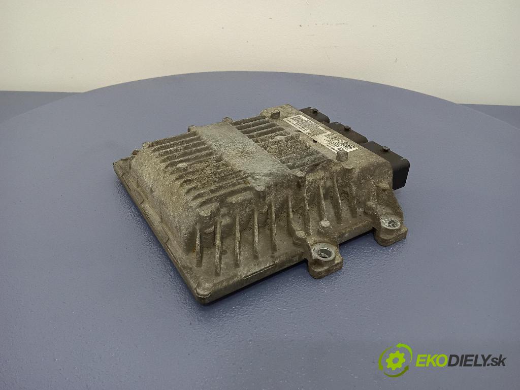 Citroen C8 2006 riadiaca jednotka Motor: 9662934880