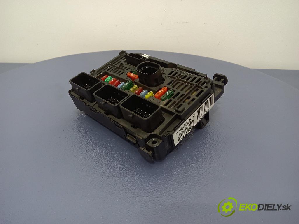 Citroen C8 2006 skrinka Poistky: 9661682780