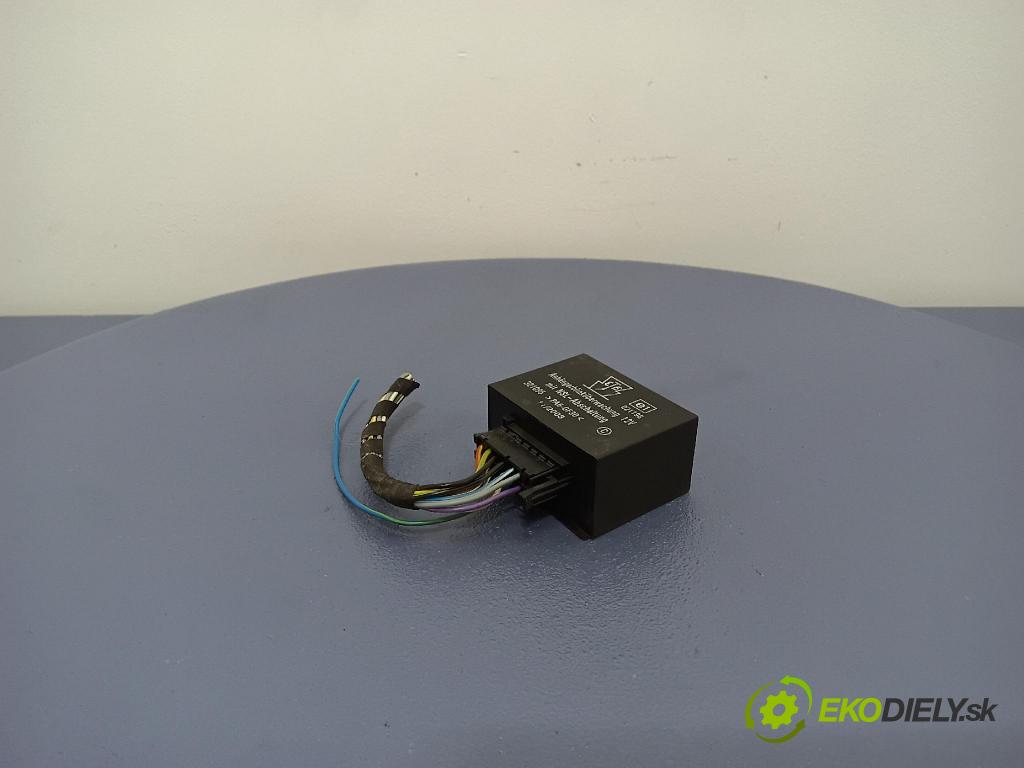 Audi A6 1998 riadiaca jednotka 321095