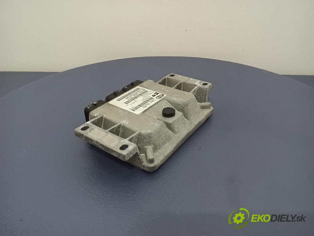 Citroen C4 picasso 2008 řídící jednotka Motor: 9665056280