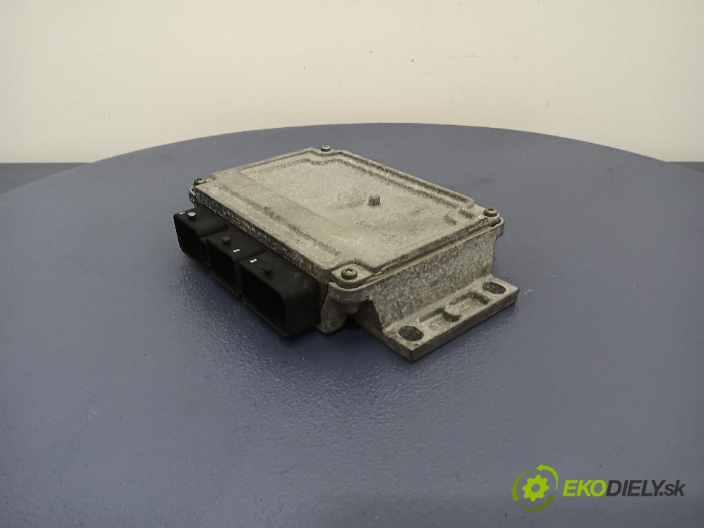 Citroen C4 picasso 2008 řídící jednotka Motor: 9665056280