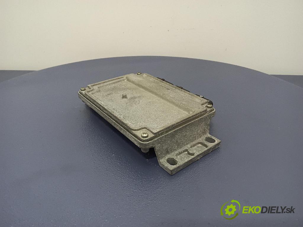 Citroen C4 picasso 2008 riadiaca jednotka Motor: 9665056280