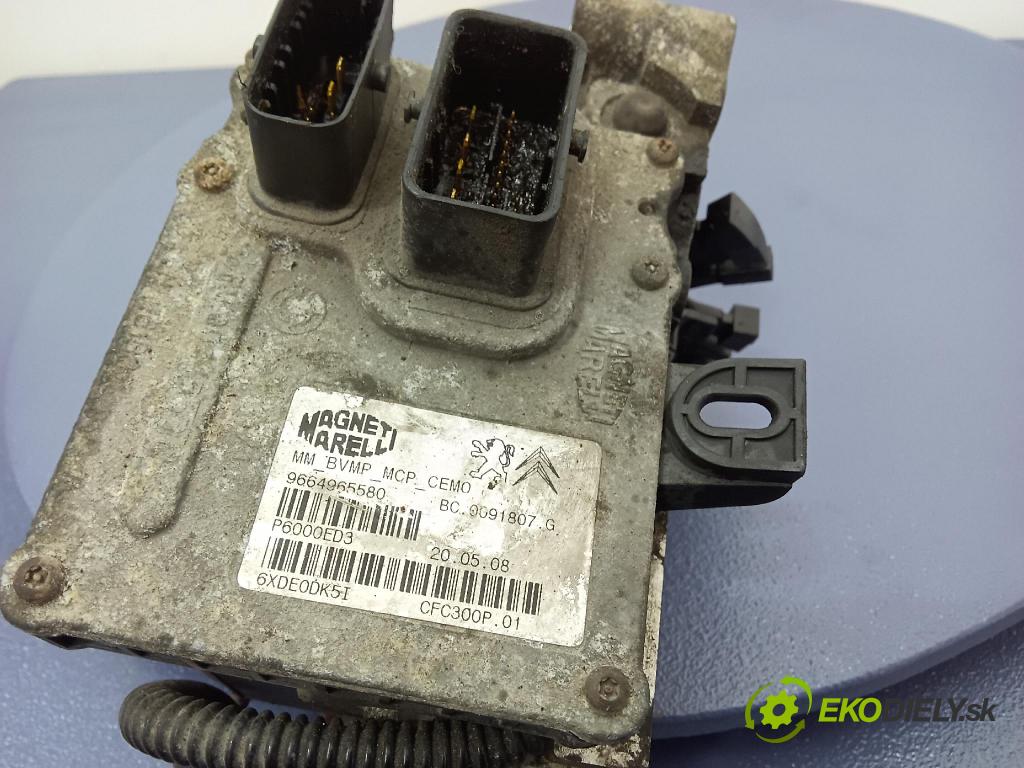 Citroen C4 picasso 2008 riadiaca jednotka skrine 9664965580