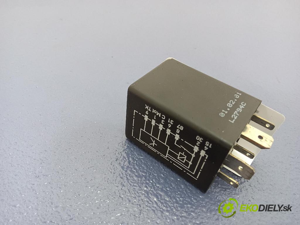 Volkswagen Polo 2001 Relé: 6N0906383A