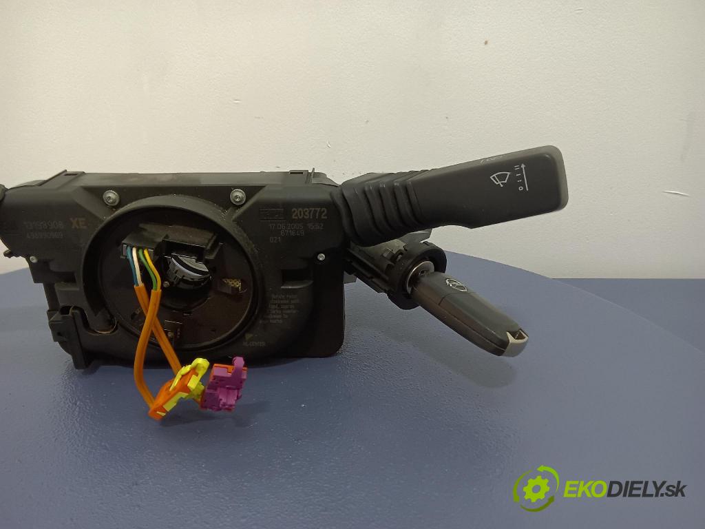 Opel Astra 2005 prepínač Komplex: 13198908