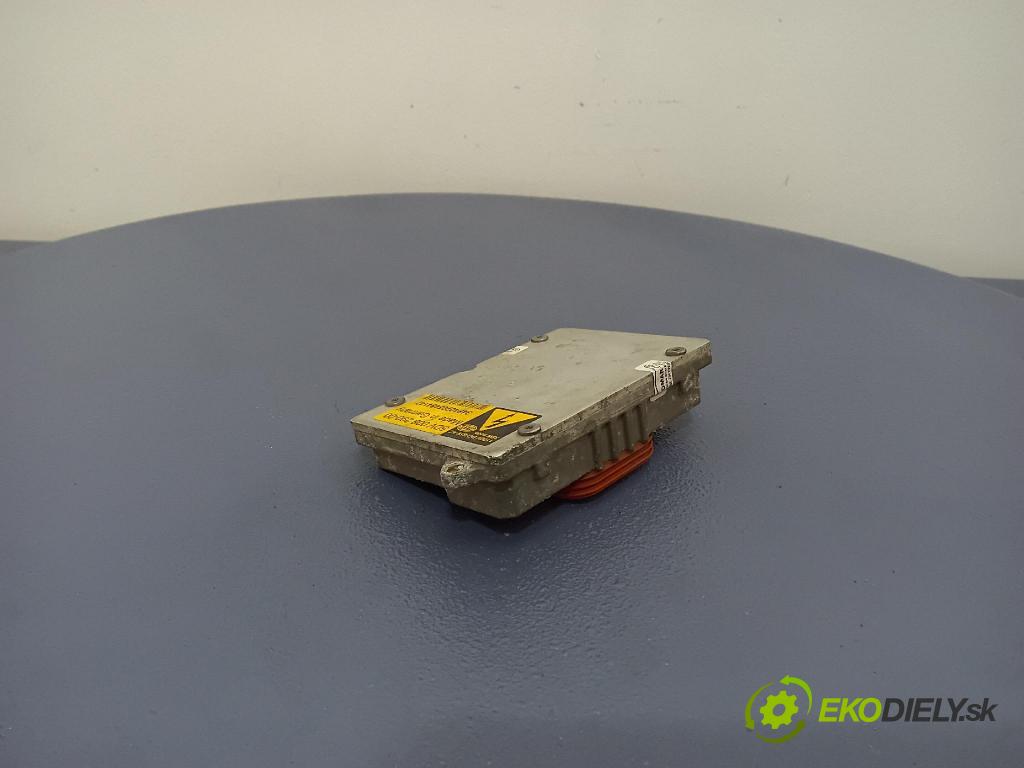 Opel Astra 2005 střídač: 5DV008290-00