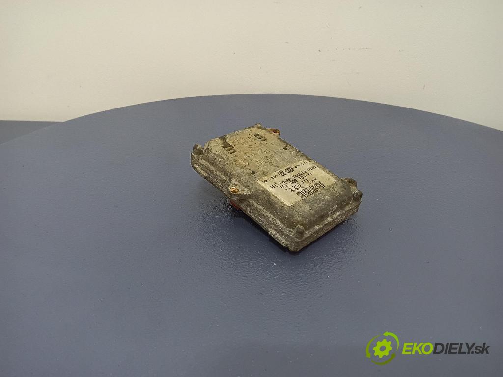 Opel Astra 2005 měnič 13210773