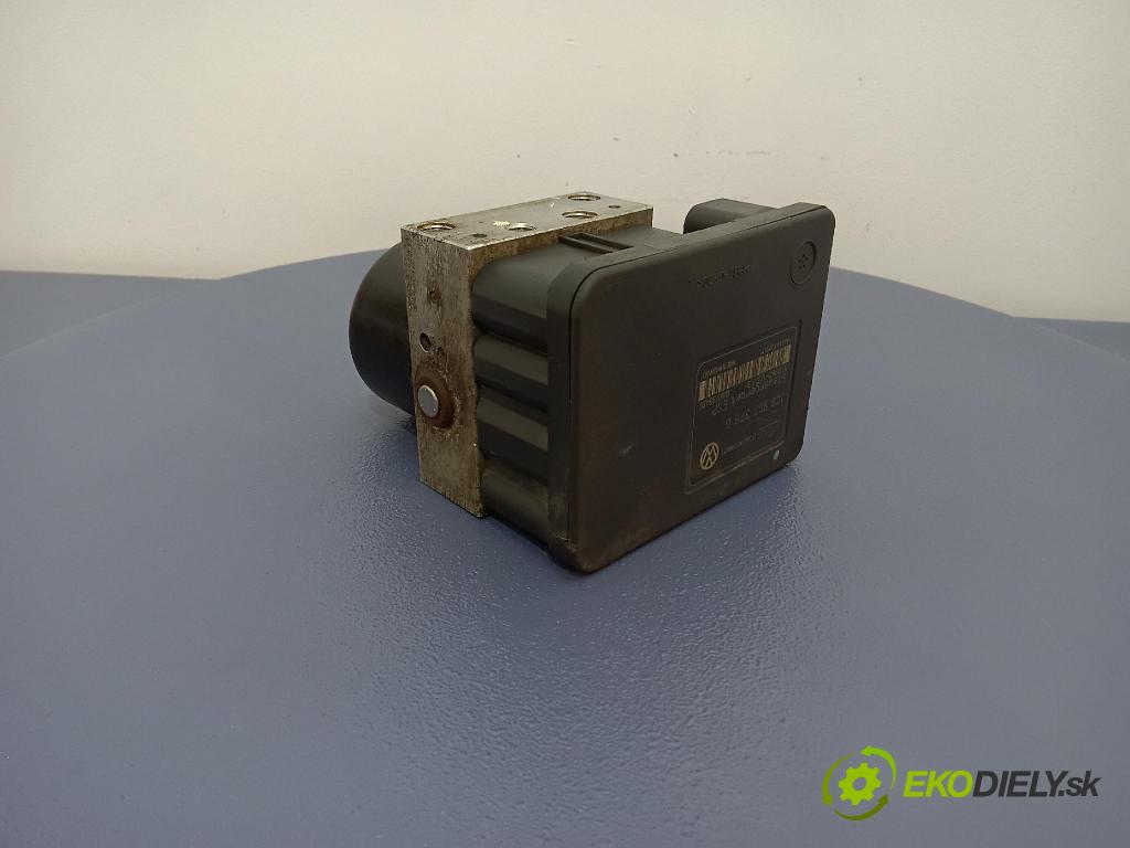 Volkswagen New beetle 2002 čerpadlo ABS x 1C0907379G