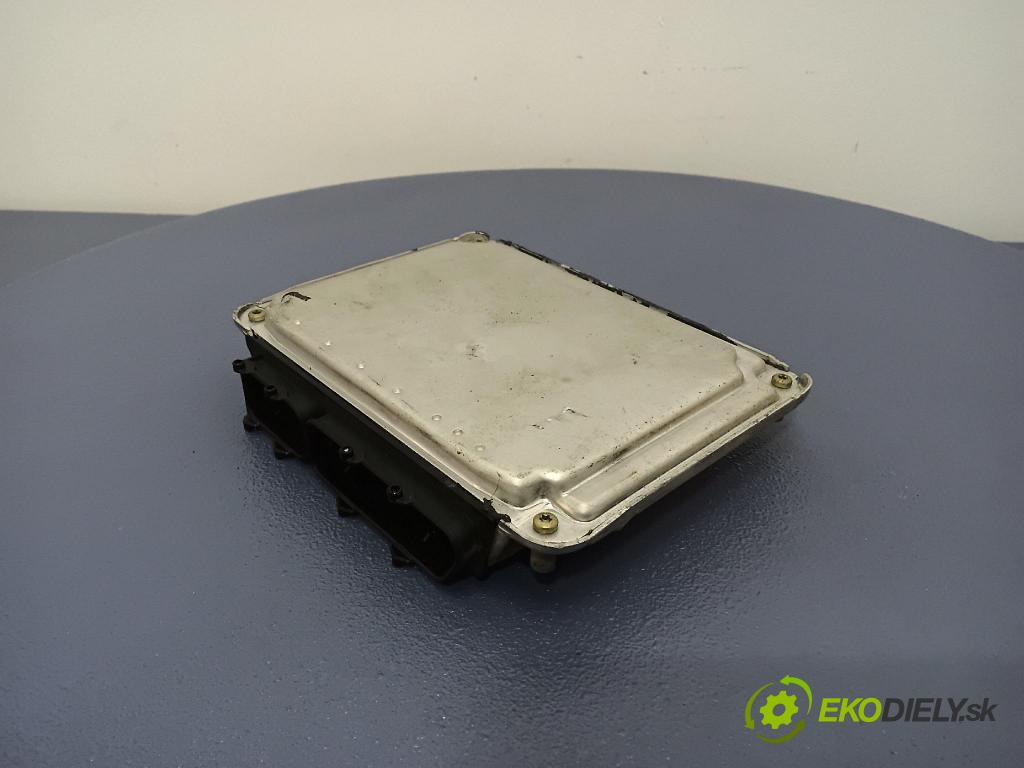 Volkswagen New beetle 2002 riadiaca jednotka Motor: 036906032C