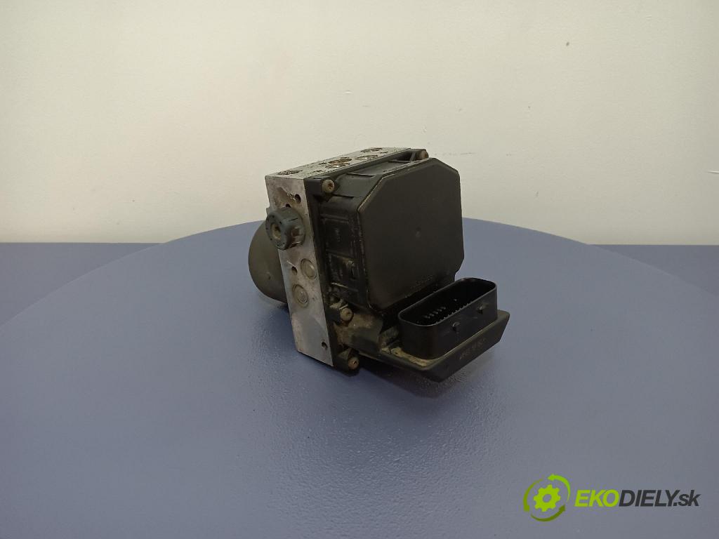 Audi A4 2001 čerpadlo ABS x 8E0614517