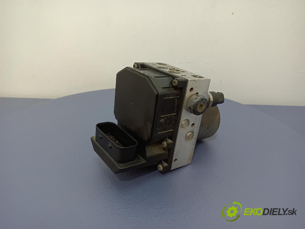 Audi A4 2001 čerpadlo ABS x 8E0614517