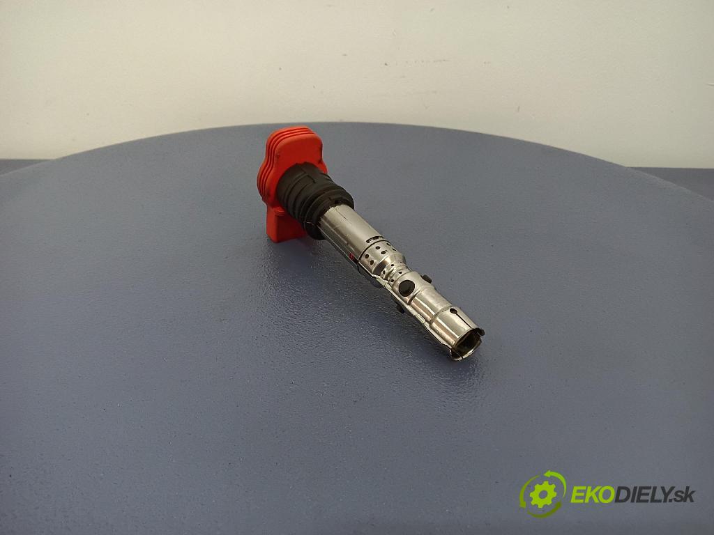 Audi A4 2001 cievka Zapaľovanie: NGK U5013