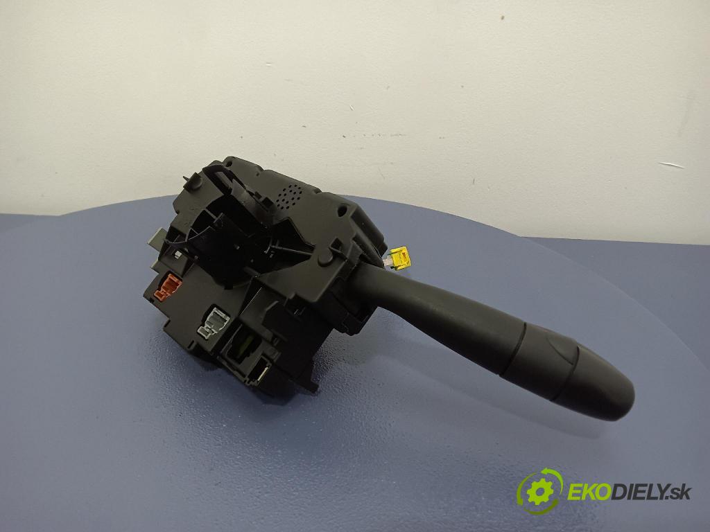 Peugeot 206 2002 Přepínač Komplex: 96477526XT