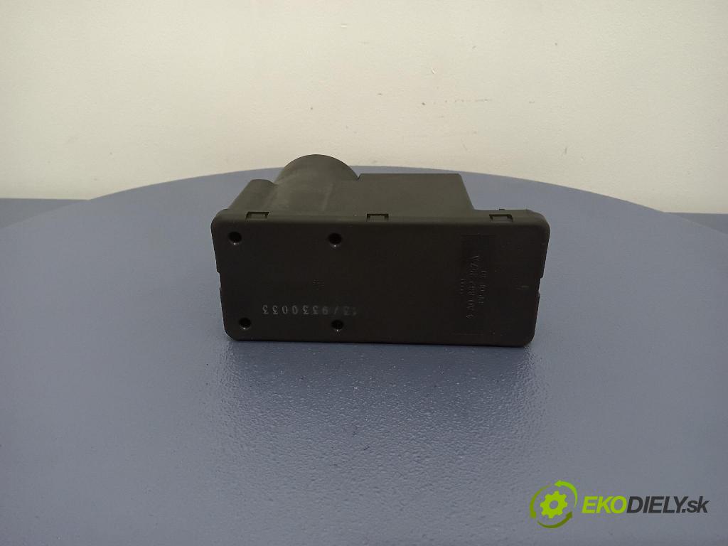 Audi 80 1994 pompa Centrálny: Zámok: 4A0862257A