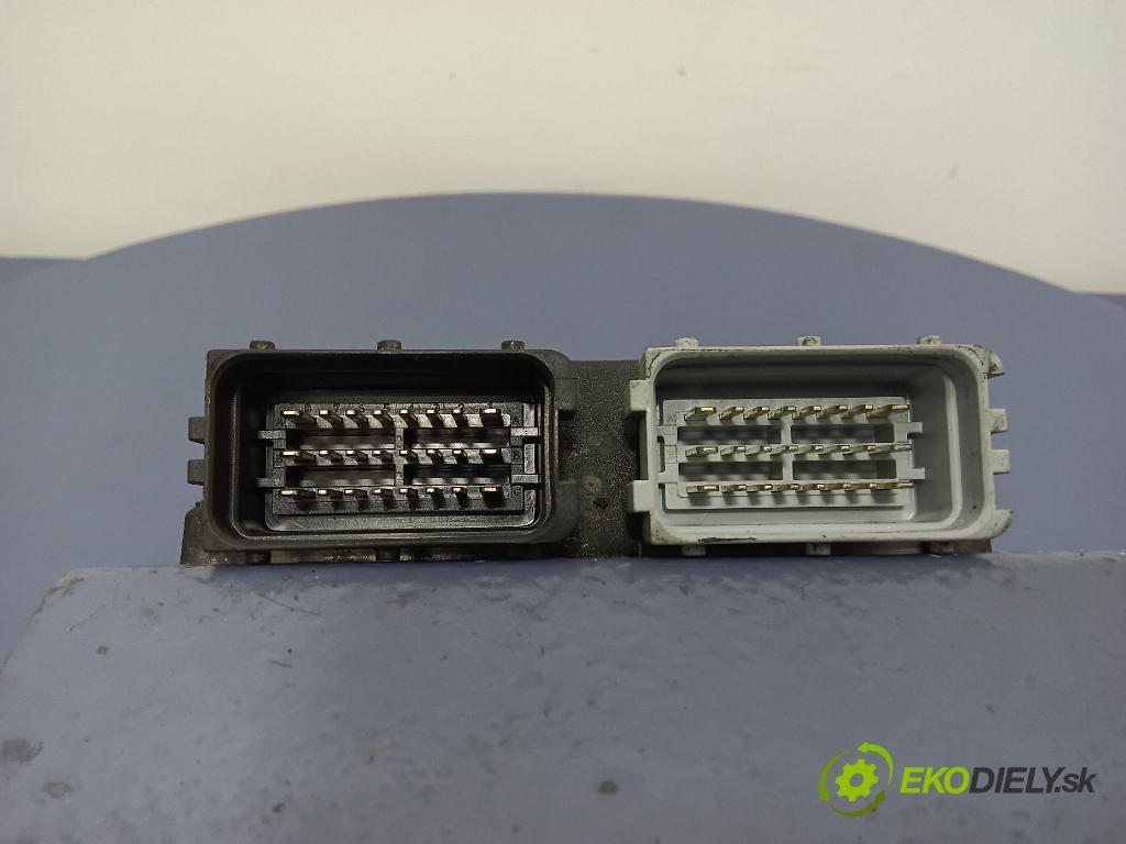 Volkswagen New beetle 2002 riadiaca jednotka 10R-020775