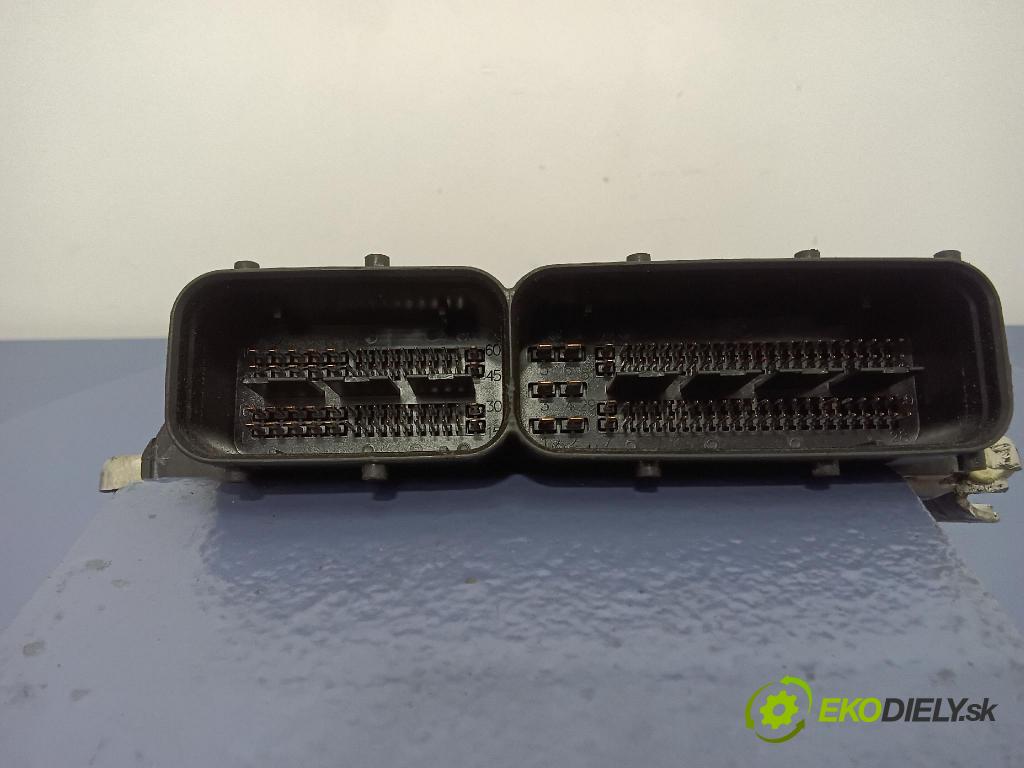 Fiat Punto 2012 riadiaca jednotka Motor: 51904070