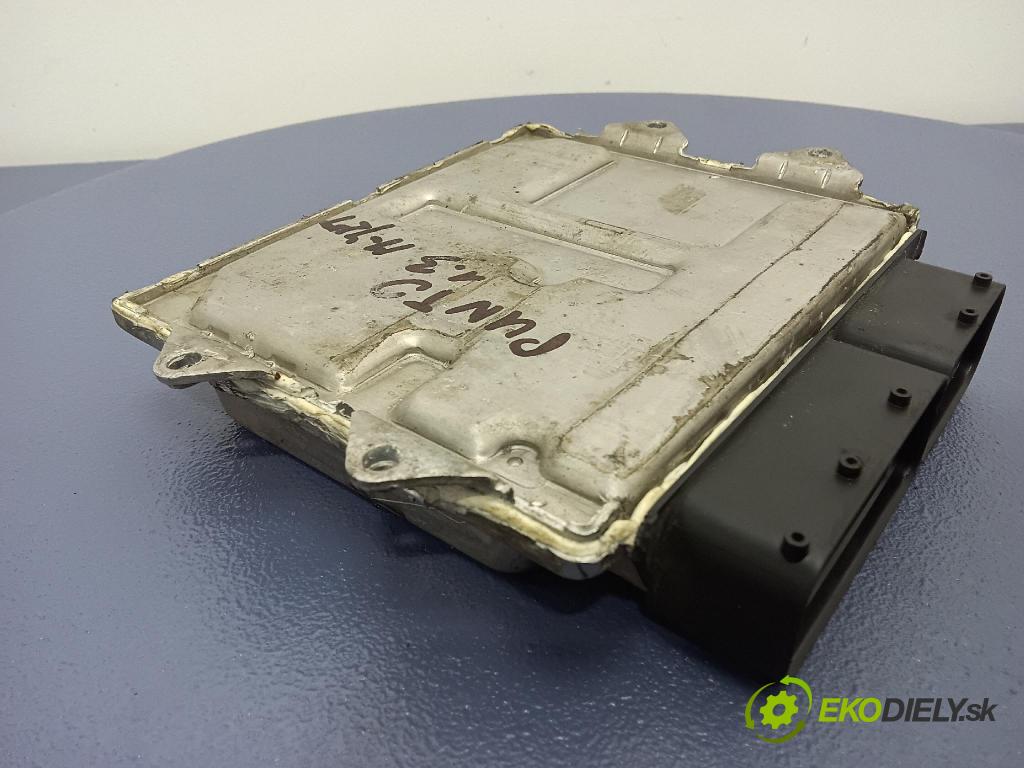 Fiat Punto 2012 riadiaca jednotka Motor: 51904070