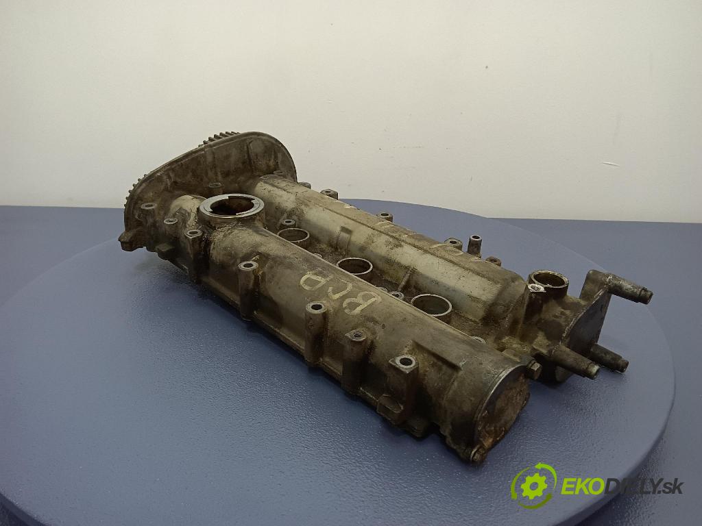 Volkswagen New beetle 2002 kryt Ventily: 036103475AQ