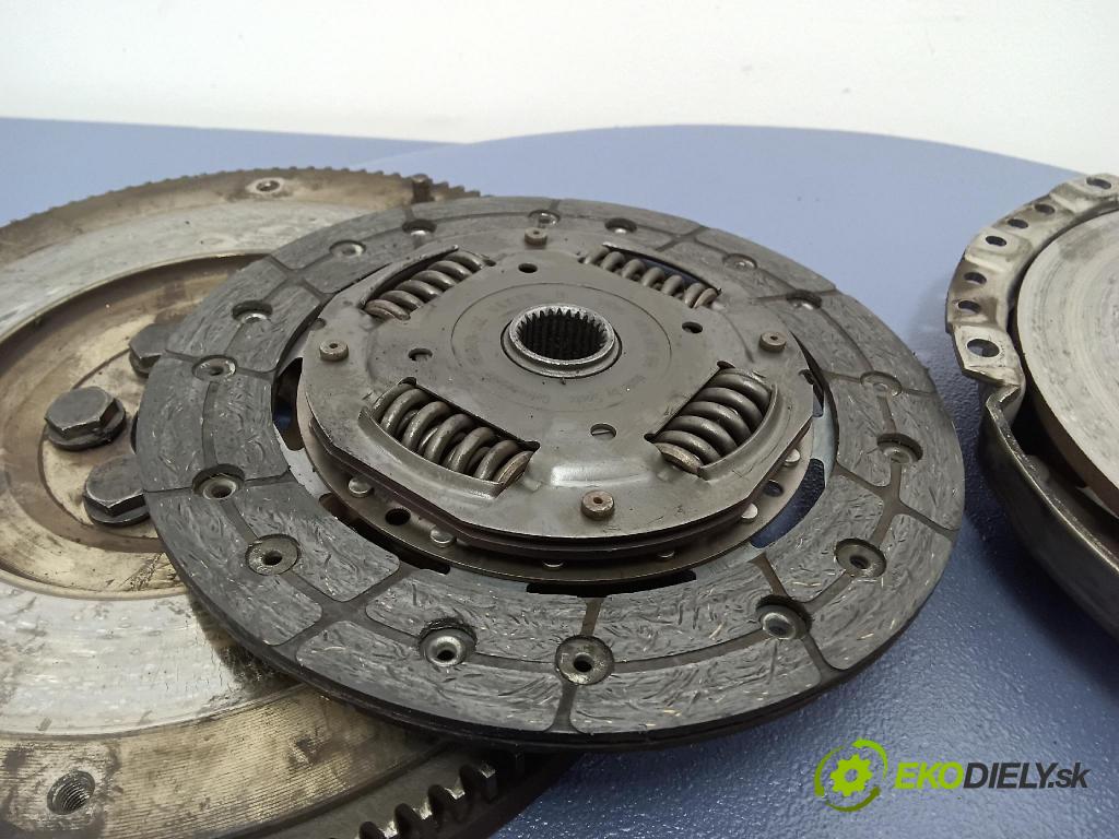 Volkswagen New beetle 2002 Spojka: / kolo Dvouhmotový R0301052710