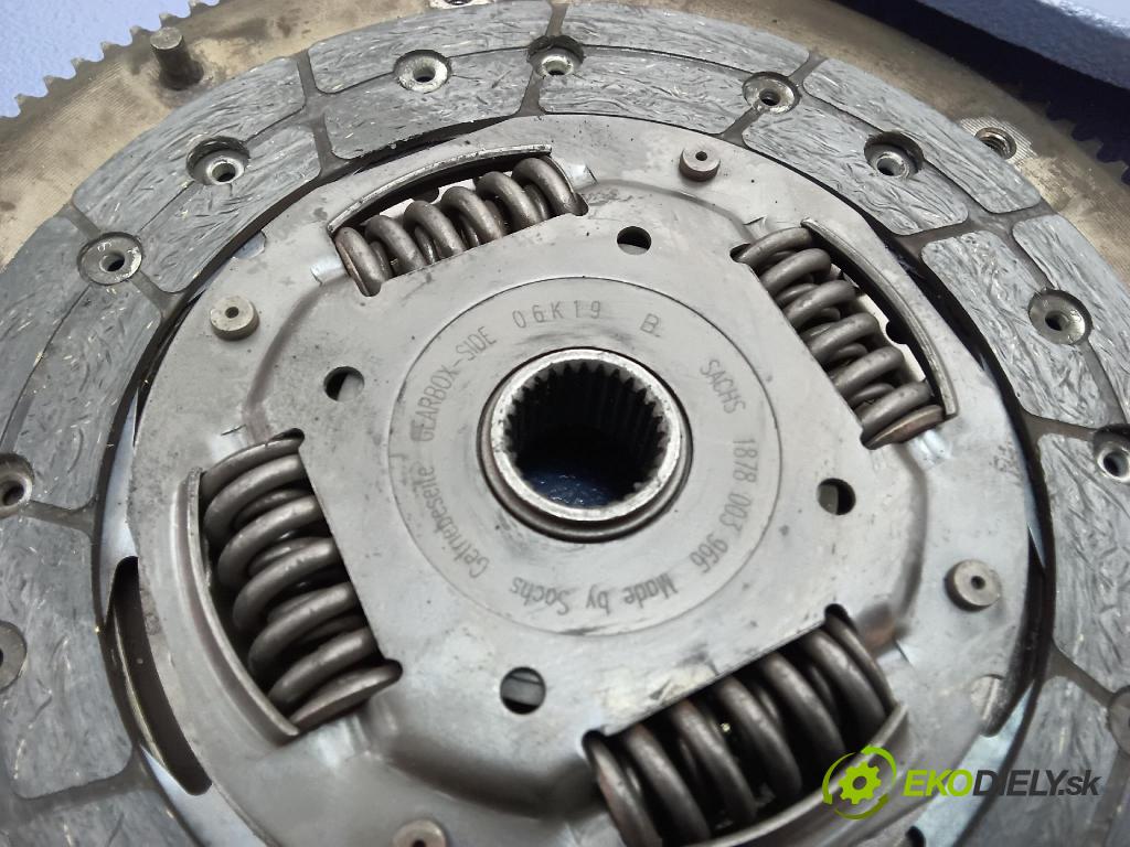 Volkswagen New beetle 2002 Spojka: / kolo Dvouhmotový R0301052710