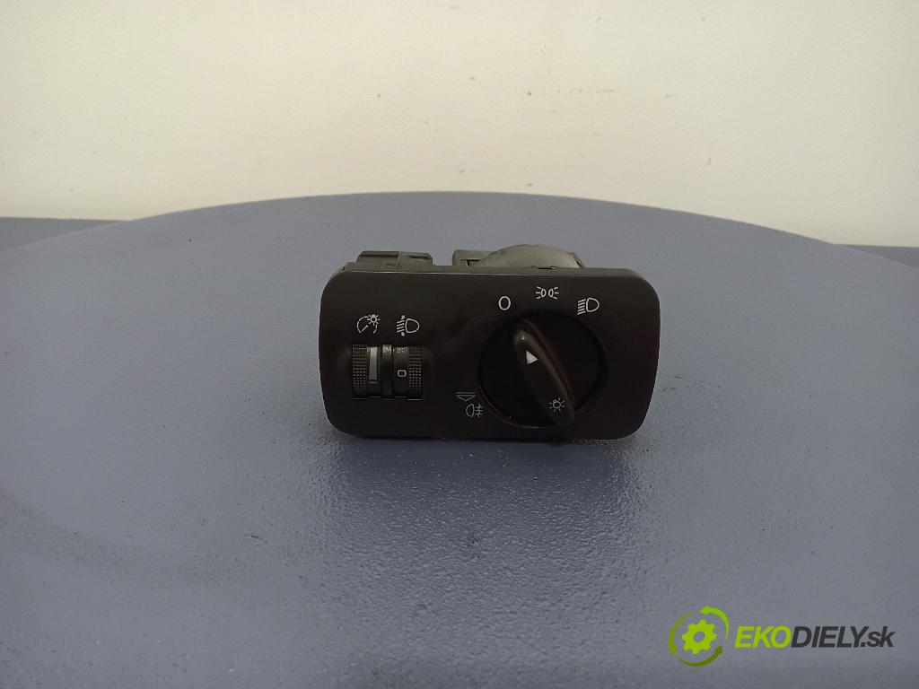 Audi A3 2000 prepínač svetiel 8L1941531H