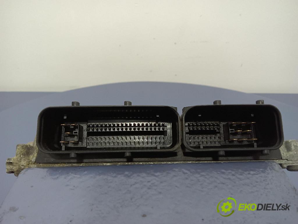 Audi A3 2000 riadiaca jednotka Motor: 06A906033J