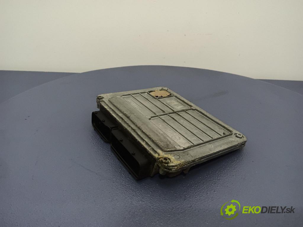 Audi A3 2000 riadiaca jednotka Motor: 06A906033J