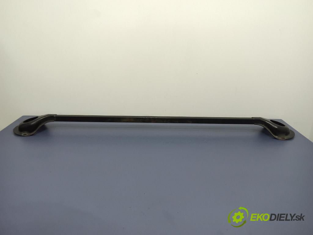 Skoda Felicia 1999 výztuha Čelní / stěna Přední 01