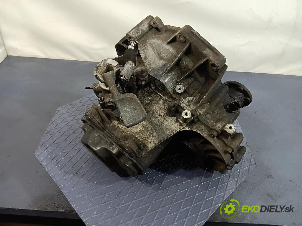 Volkswagen New beetle 2002 převodovka Ozubené kola: Manualna FNT