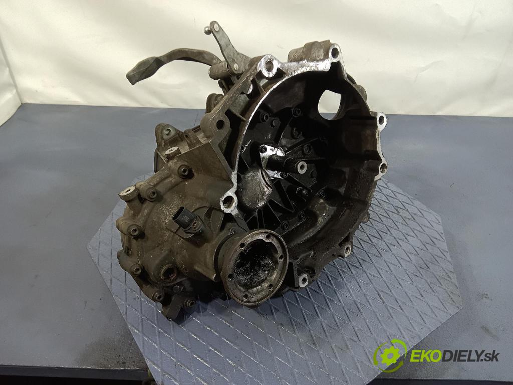 Volkswagen New beetle 2002 převodovka Ozubené kola: Manualna FNT