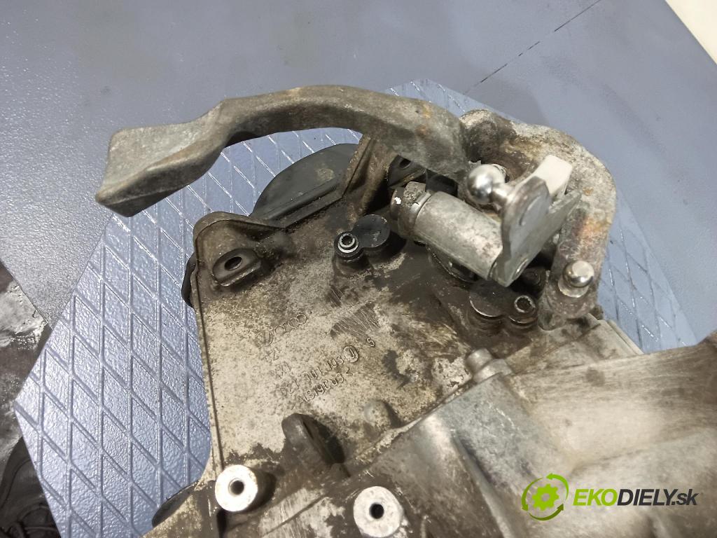 Volkswagen New beetle 2002 převodovka Ozubené kola: Manualna FNT