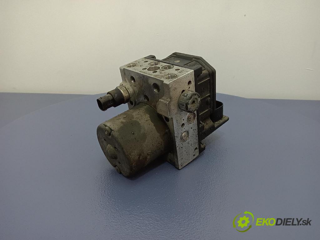 Audi A4 2003 čerpadlo ABS x 8E0614517